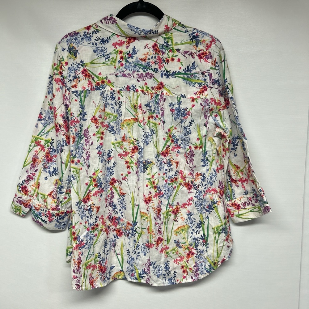 Chico's Multicolor Floral Button Down Shirt - Picture 5 of 5